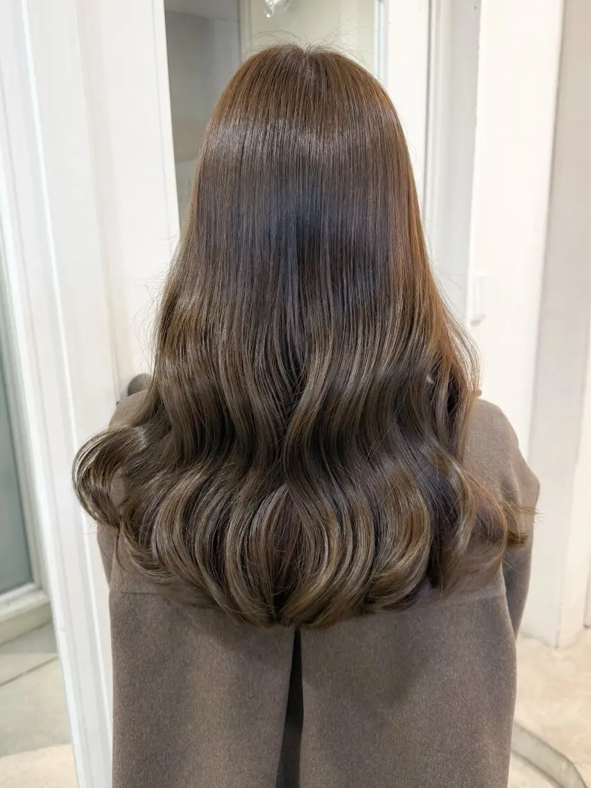 セミロング カラー ベージュカラー ダブルカラー グレージュ ミント オリーブグレージュ ヘアカラー トリートメント ミディアム/顔周り/ ベージュ🌼mayuのヘアスタイル