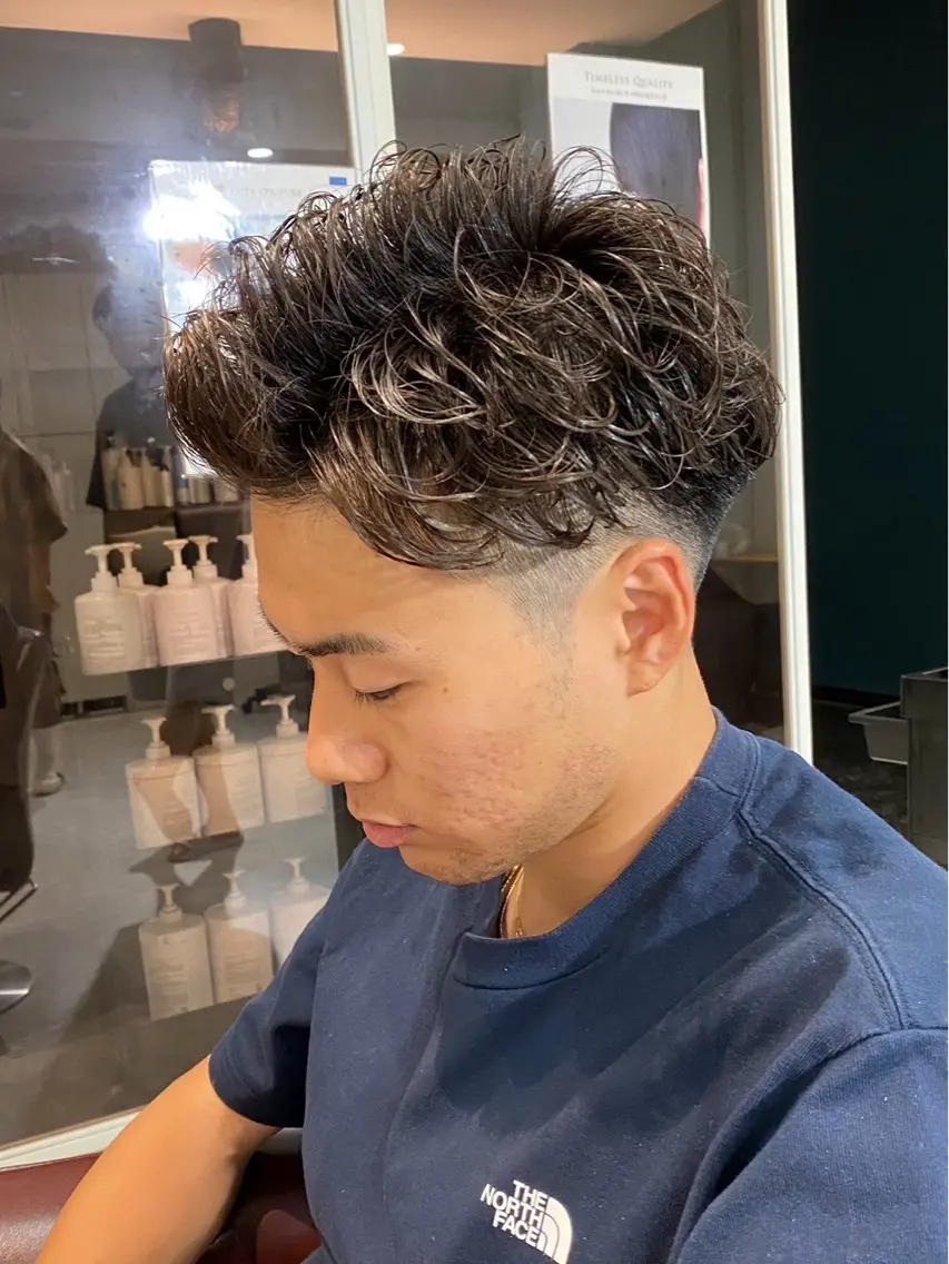 パーマ メンズ カット パーマ 流山おおたかの森 林悠仁のヘアスタイル