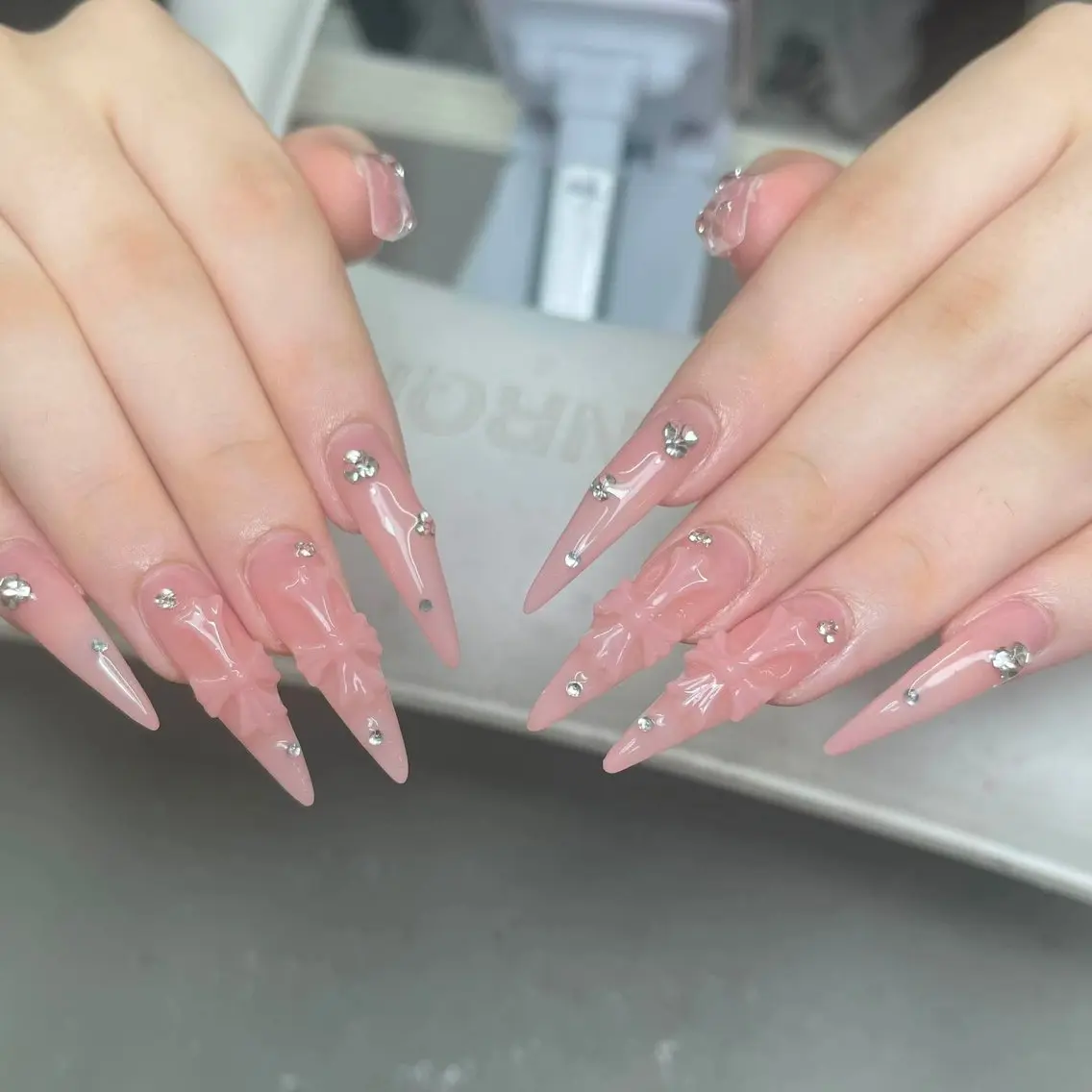 ネイル キラキラネイル 韓国ネイル マグネットネイル 持ち込み ネイルチップ ハンドネイル Chiee Bling.Nailのネイルデザイン