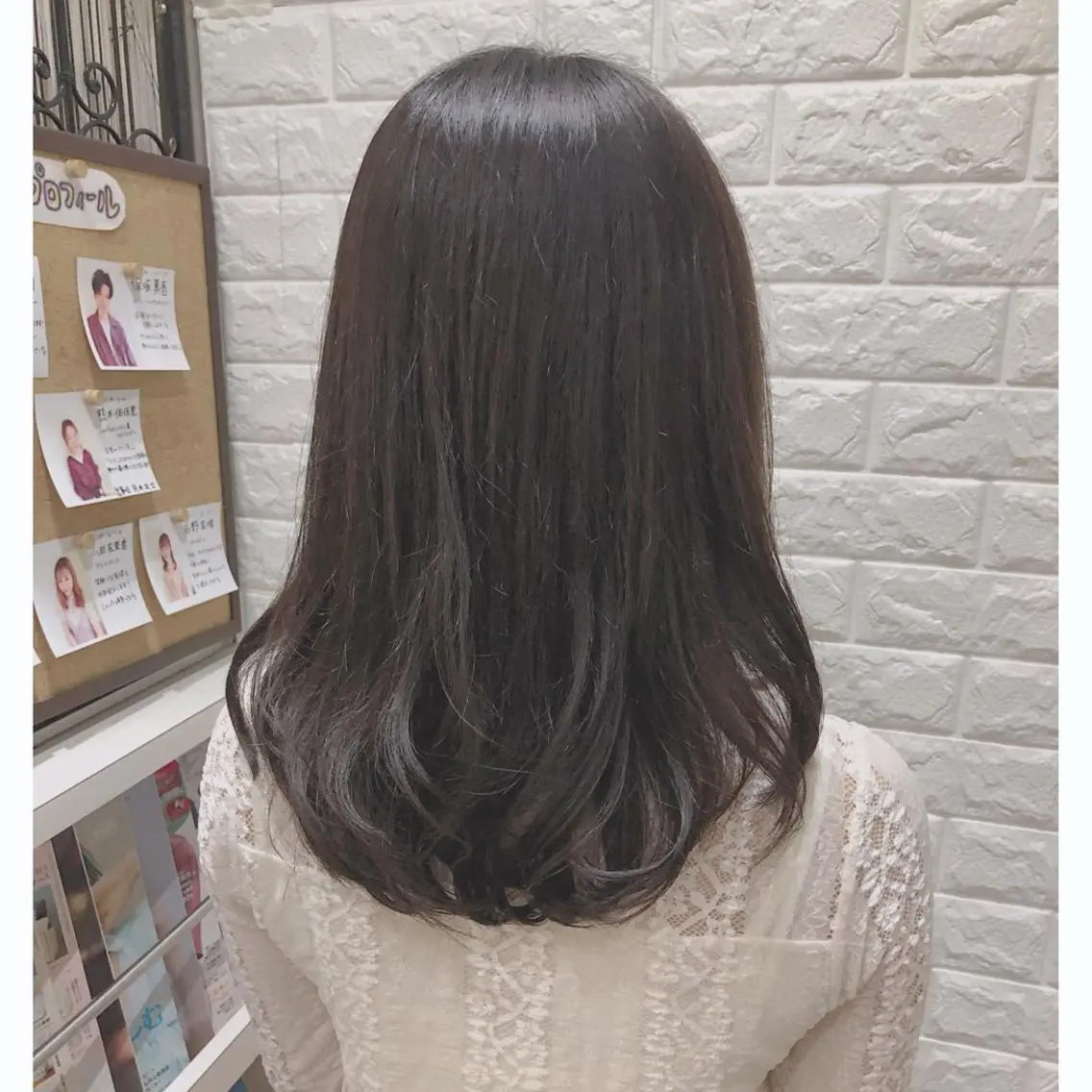 セミロング 艶髪 ♡Tomiyaのヘアスタイル