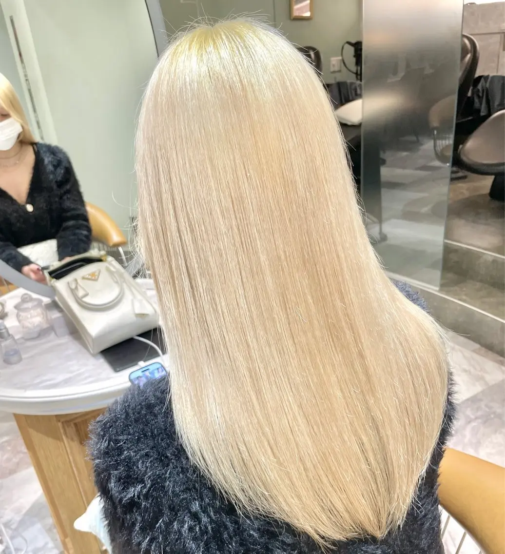 【⚡️リタッチ幅が気になる方へ！⚡️】ブリーチリタッチ🧊＋ワンカラー🖤の写真