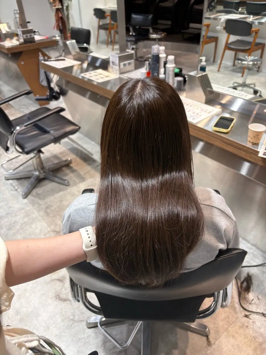 セミロング カラー ヘアカラー トリートメント 透明感カラー✧︎*。 細田 碧のヘアスタイル