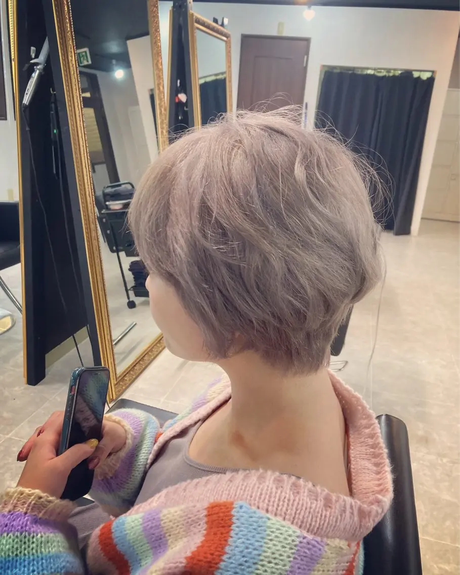ショート ヘアカラー ❤️可愛いハイトーン を造る❤️AKIRAのヘアスタイル