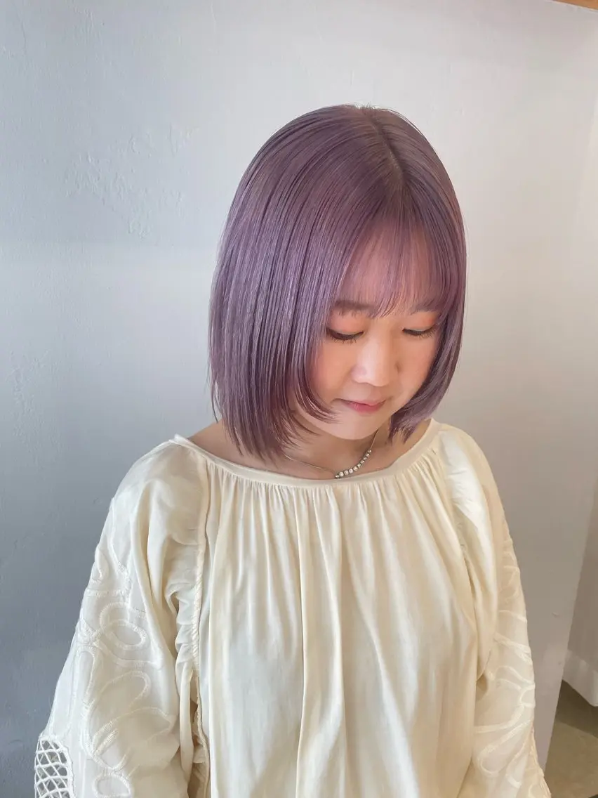ミディアム カラー カット ヘアカラー トリートメント ミルクティー× グレージュMOMOのヘアスタイル