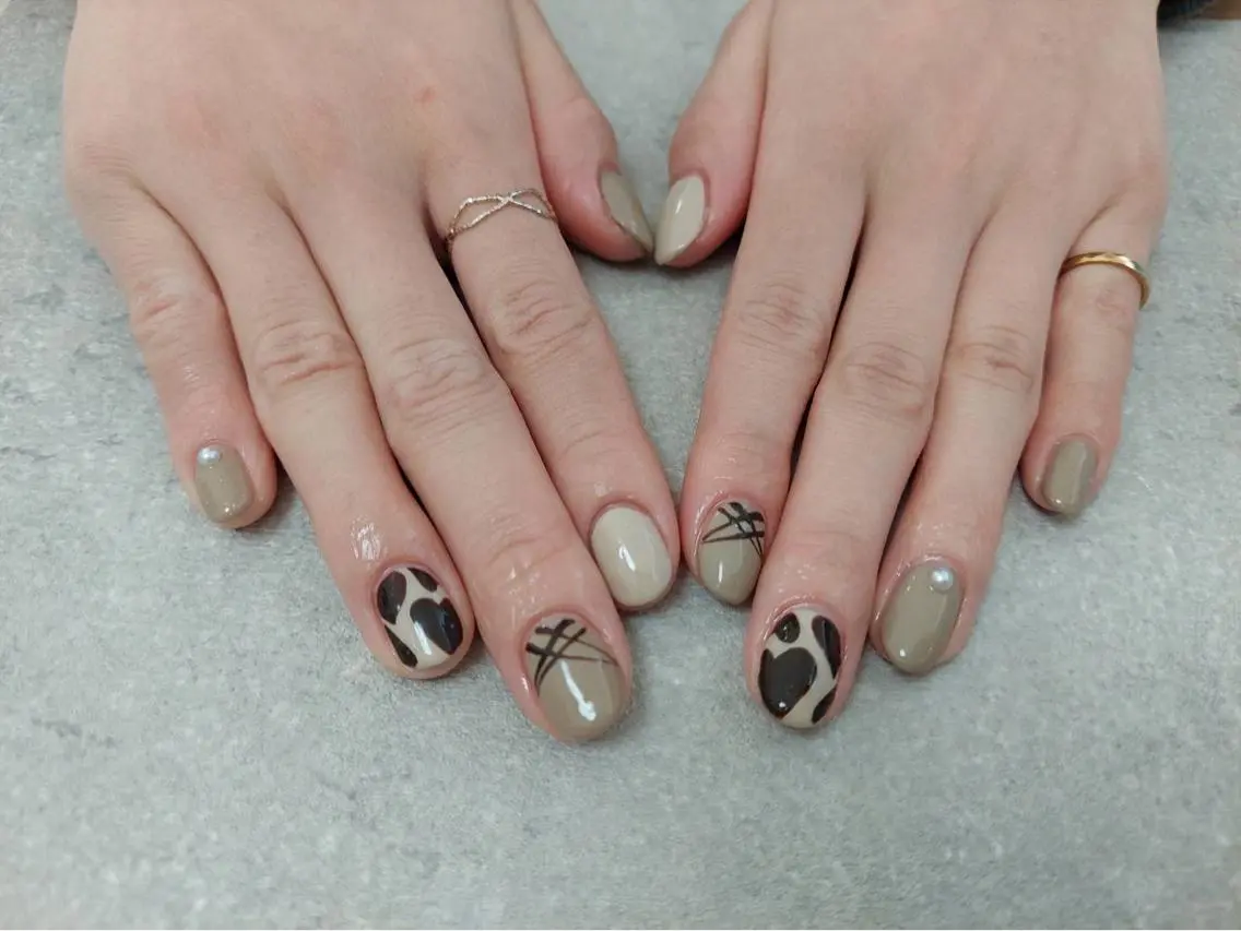 ネイル ジェルネイル 韓国ネイル パラジェル シンプルネイル バレンタイン mogunail &blowのネイルデザイン