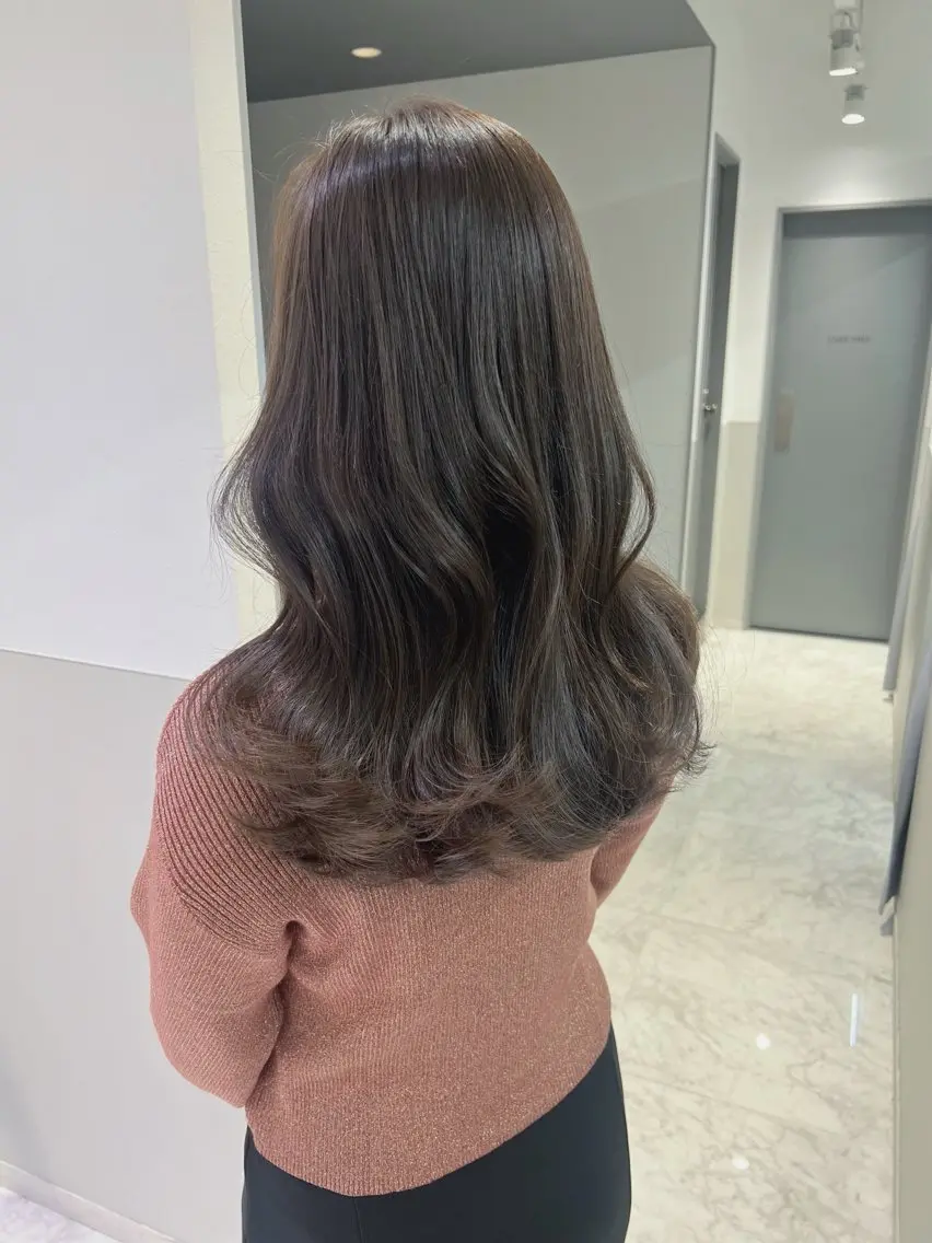 セミロング ハイライト 韓国モテhair🍑 momoのヘアスタイル