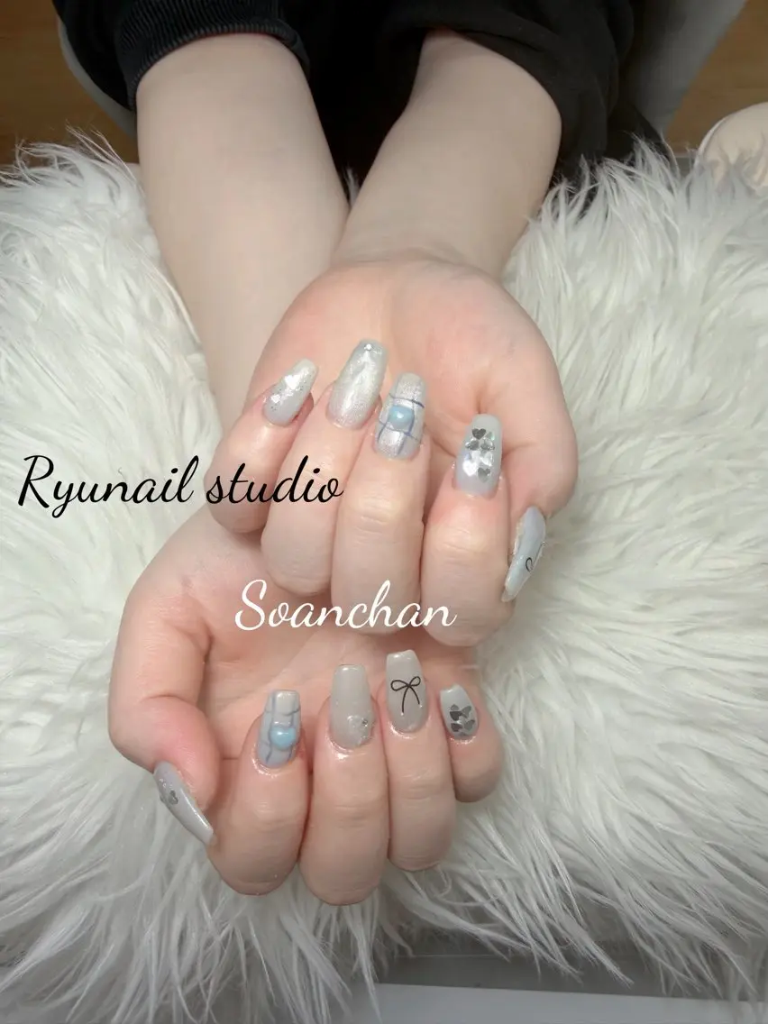ネイル アートネイル ジェルネイル マグネットネイル ニュアンスネイル シンプルネイル ハンドネイル Ryu Nail NekoChanのネイルデザイン