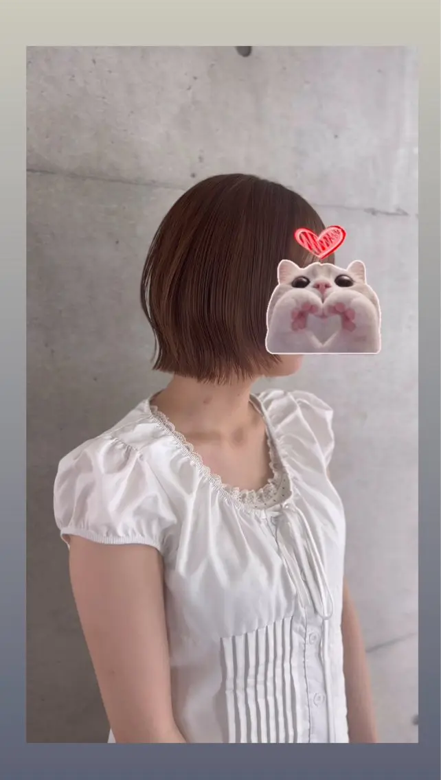 ショート カラー ヘアカラー MISAKI のヘアスタイル
