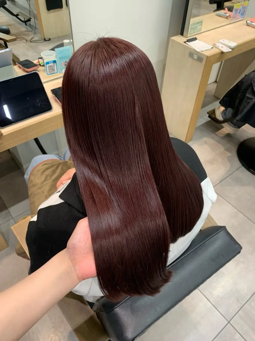 ロング パーマ ボブ 髪質改善 レイヤーカット 縮毛矯正 トリートメント カット 縮毛矯正 トリートメント LUCK 本厚木店のヘアスタイル