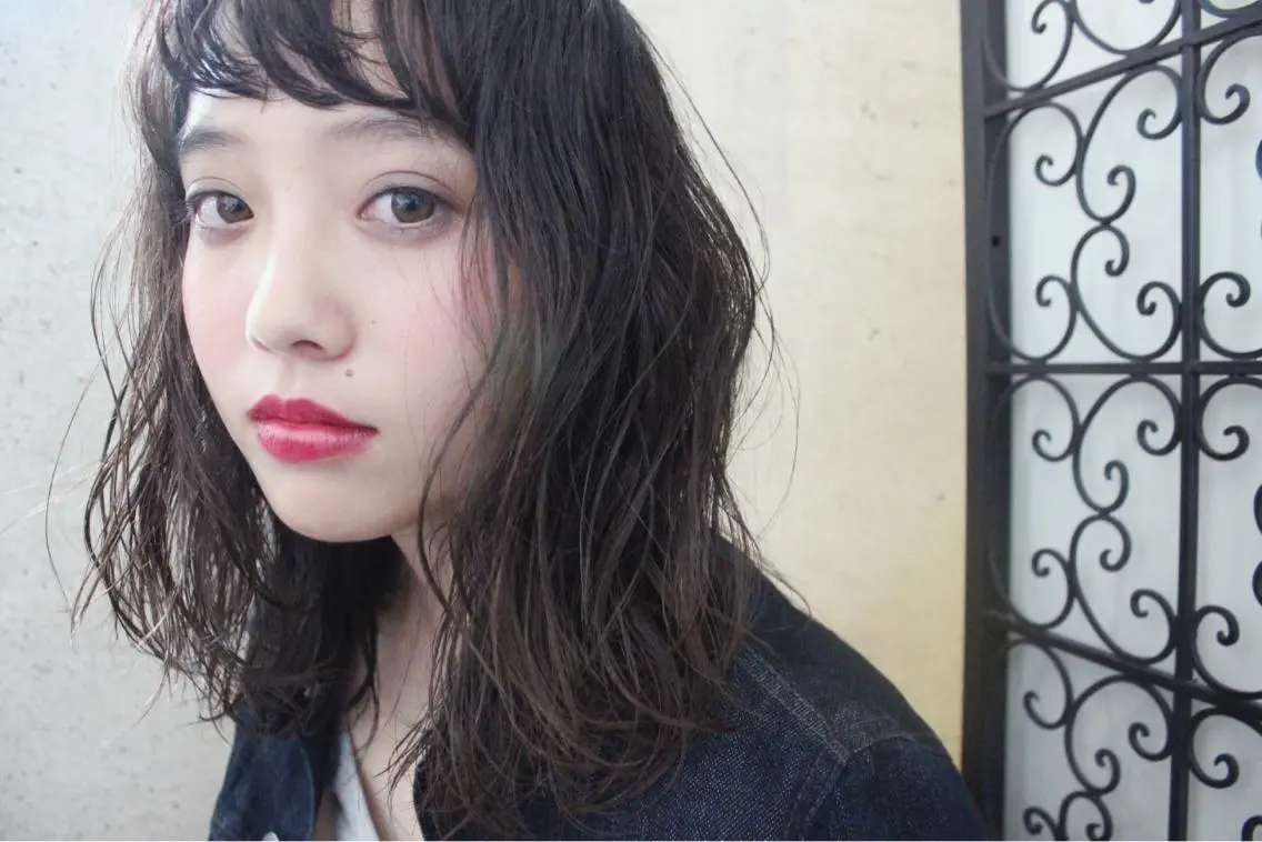 セミロング カラー パーマ ooit 【オーイット】のヘアスタイル