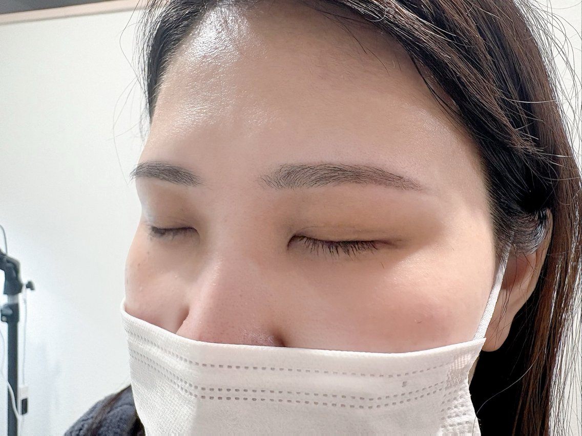 アイブロウ 眉毛ワックス脱毛 阿部 カスミのマツエク・マツパデザイン