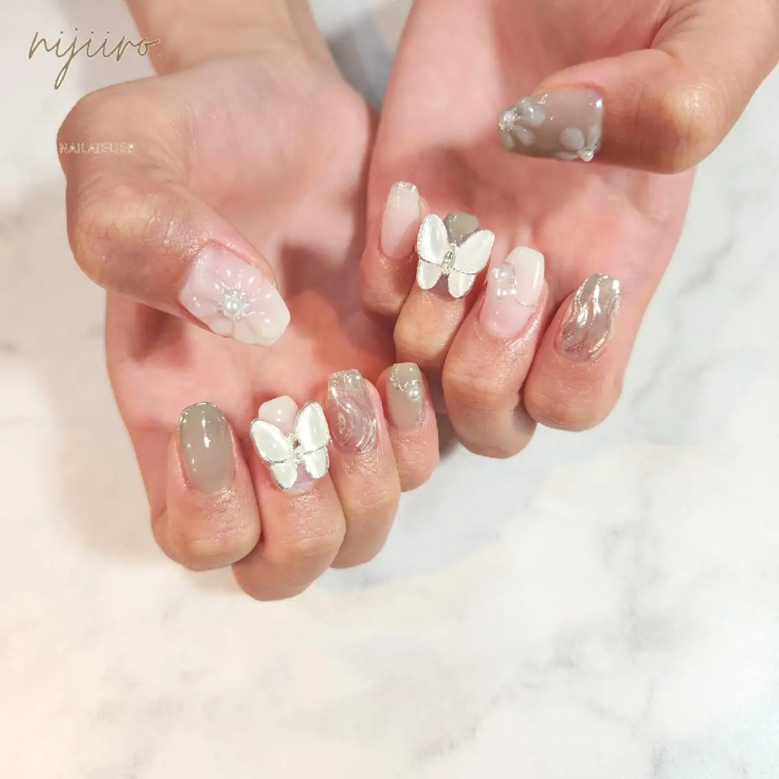 ネイル ハンドネイル nijiiro🌈 サトウのネイルデザイン