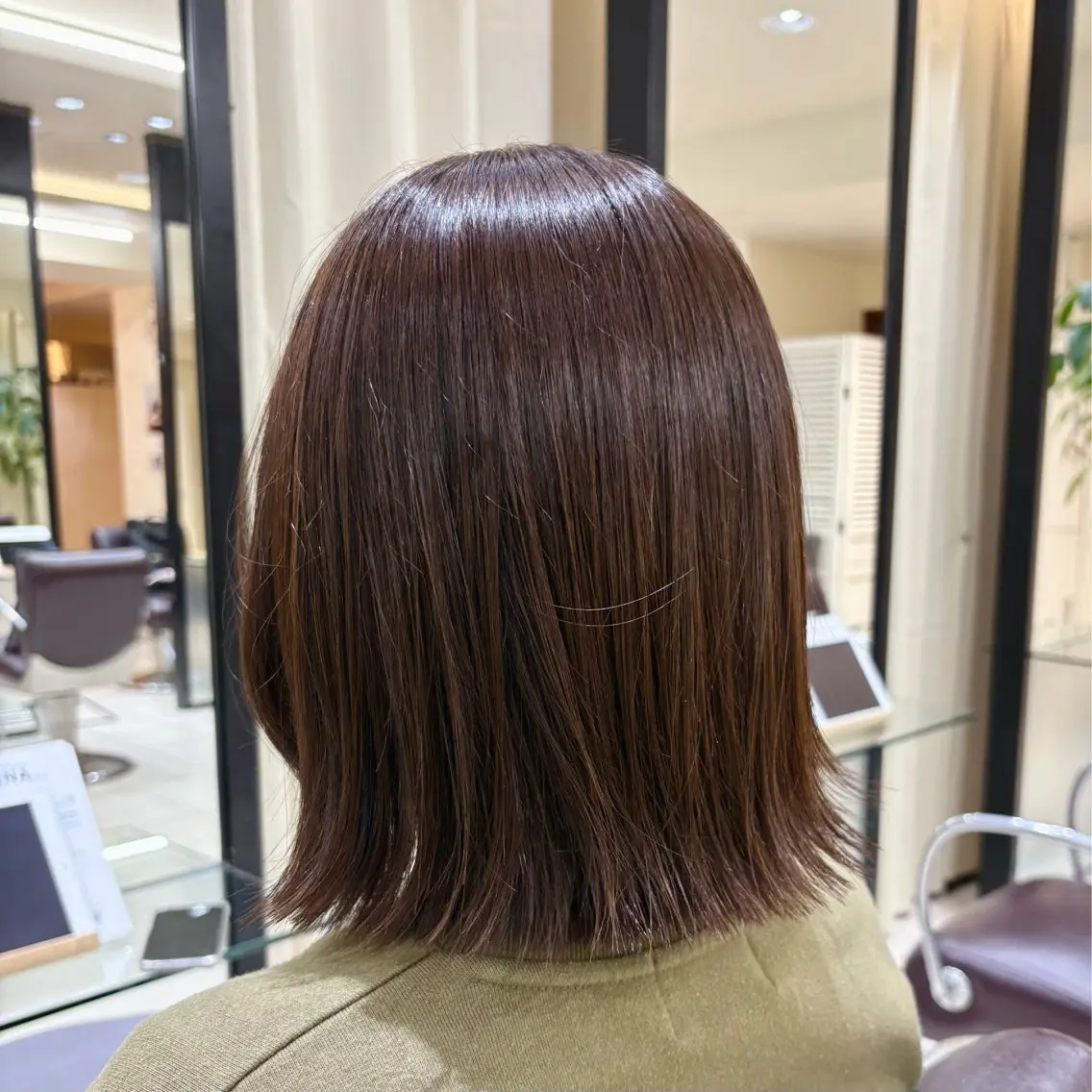 🌻ボブ~ミディアムヘア(鎖骨上)のカット+ヘアカラー🌻の写真