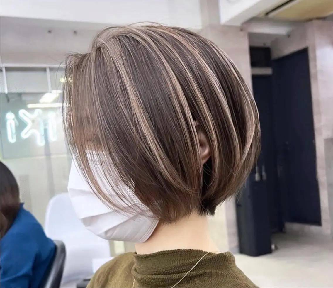 ショート カット ヘッドスパ ヘアセット 🫧バレイヤージュ/ ハイトーン/ミズキのヘアスタイル