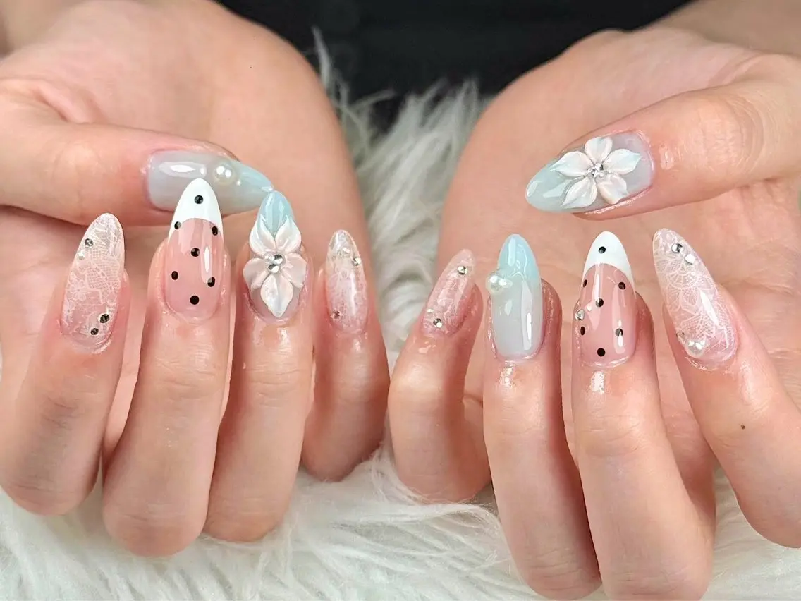 ネイル アートネイル ボルドー フレンチネイル ジェルネイル 氷ネイル・うるうるネイル ハンドネイル Yuki Nailsalonのネイルデザイン