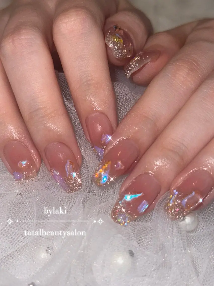 ネイル ハンドネイル bylaki🌈 RENAのネイルデザイン
