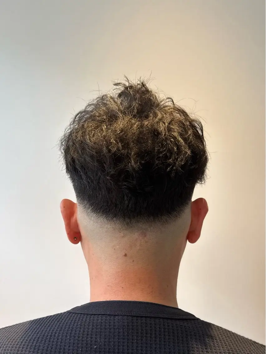 ショート カット 福永 縁のヘアスタイル