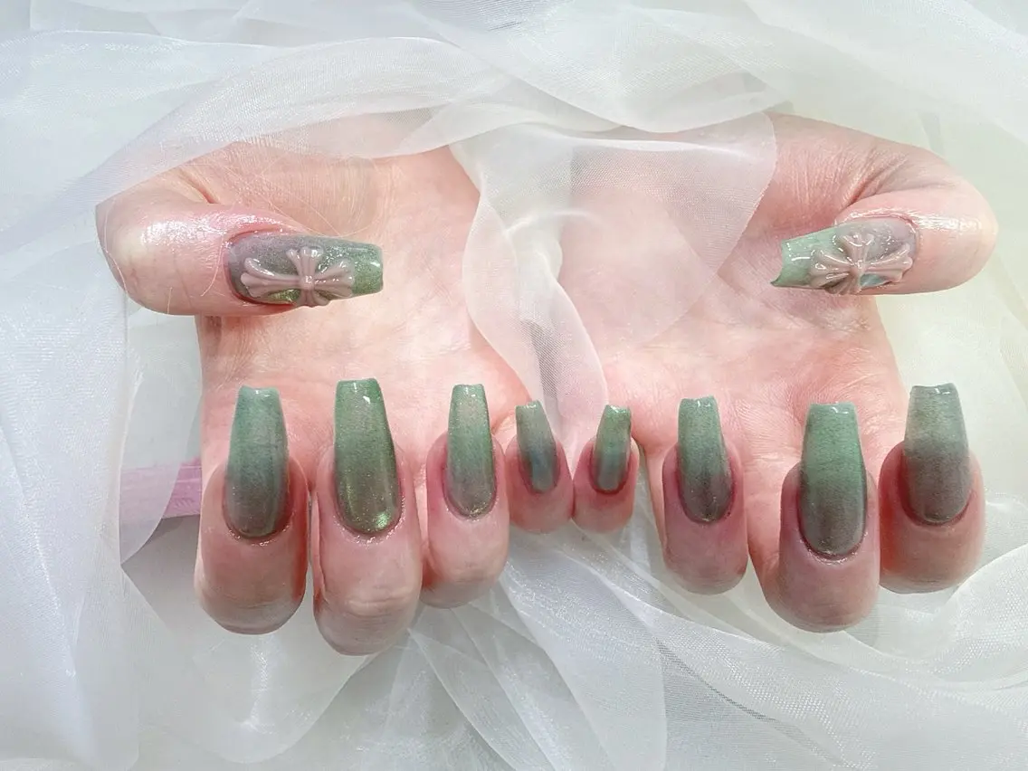 ネイル NailSalon✨ Écrinエクランのネイルデザイン