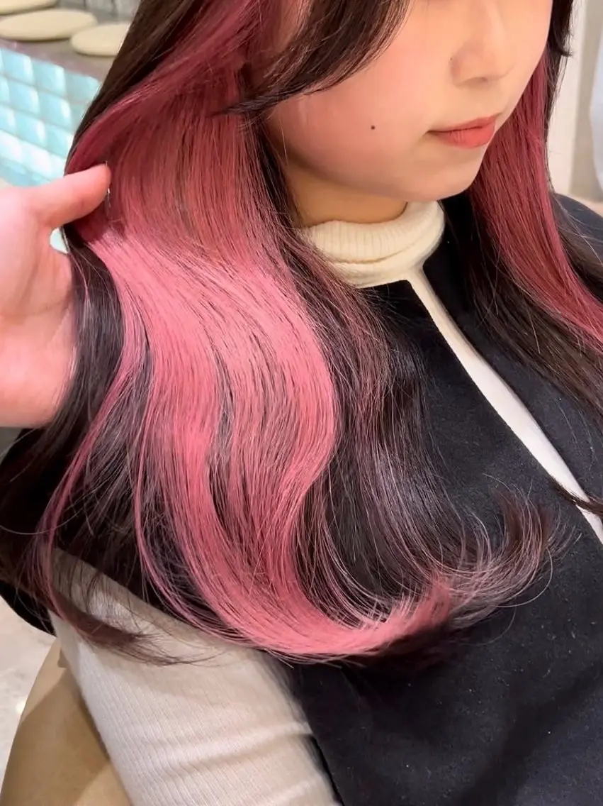 カラー ヘアカラー 新川 月菜のヘアスタイル