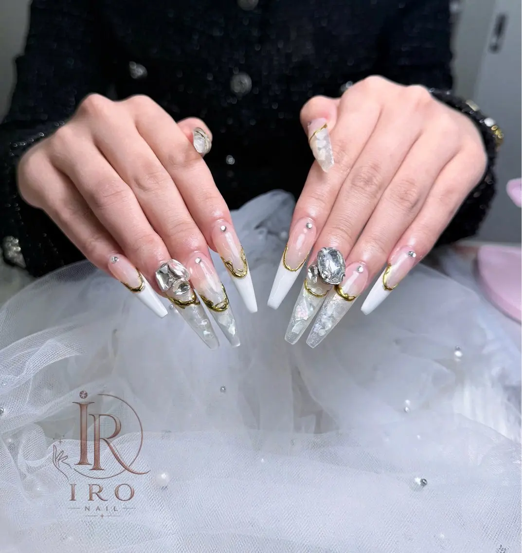 ネイル ハンドネイル IRO Nail Studioのネイルデザイン