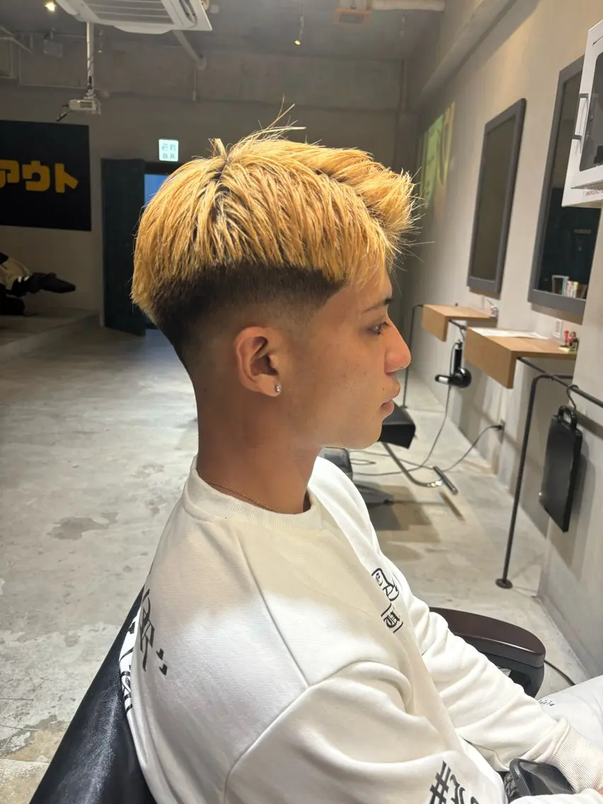 メンズ フェードカット 七三 カット HANGOUT / ミウのヘアスタイル
