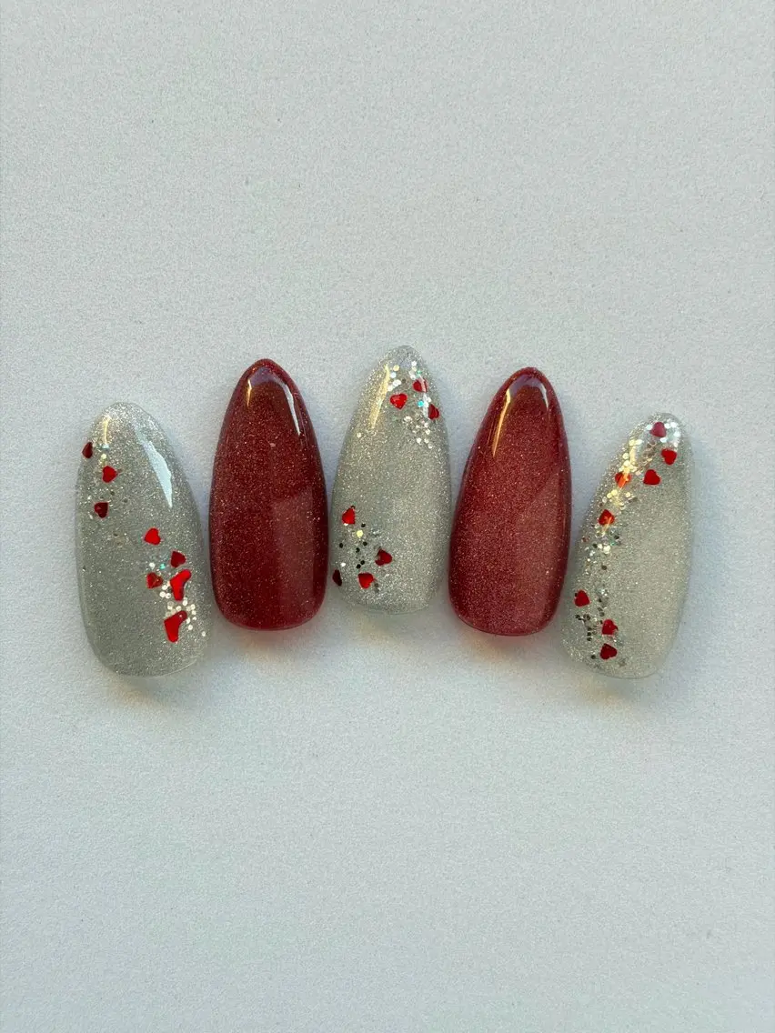 ネイル ハート キラキラネイル マグネットネイル オフィスネイル iro+ nailのネイルデザイン