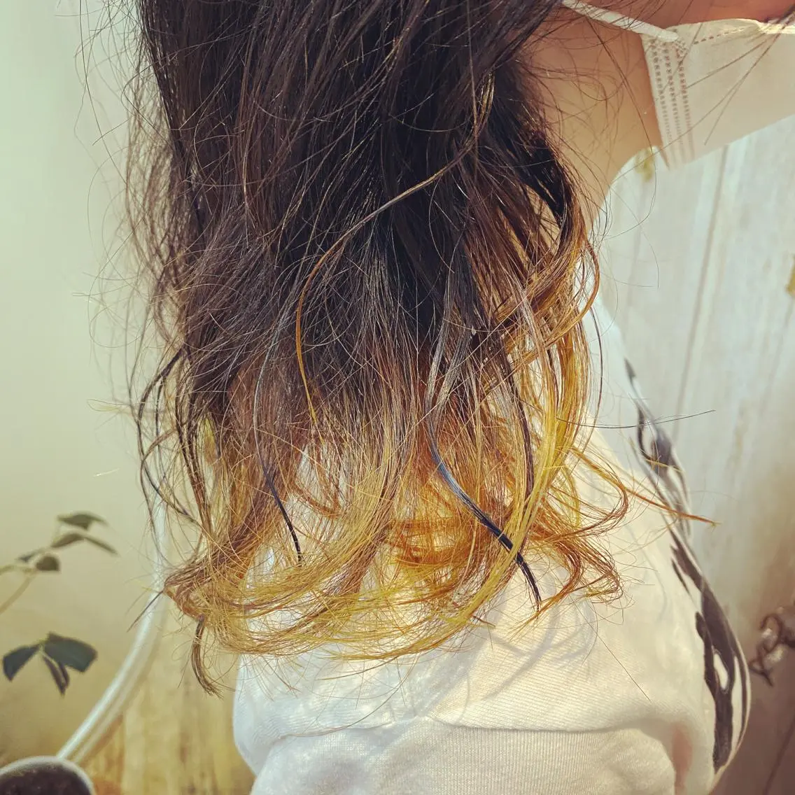 カラー SALOWIN栄 高須大貴のヘアスタイル