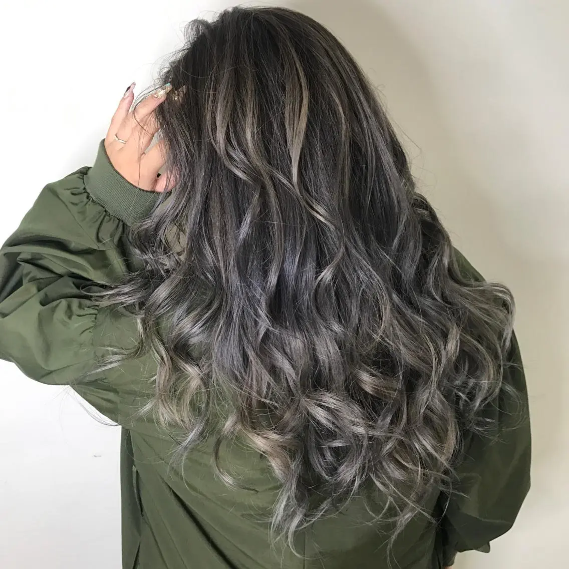 ロング 髪質改善 Daisukiのヘアスタイル