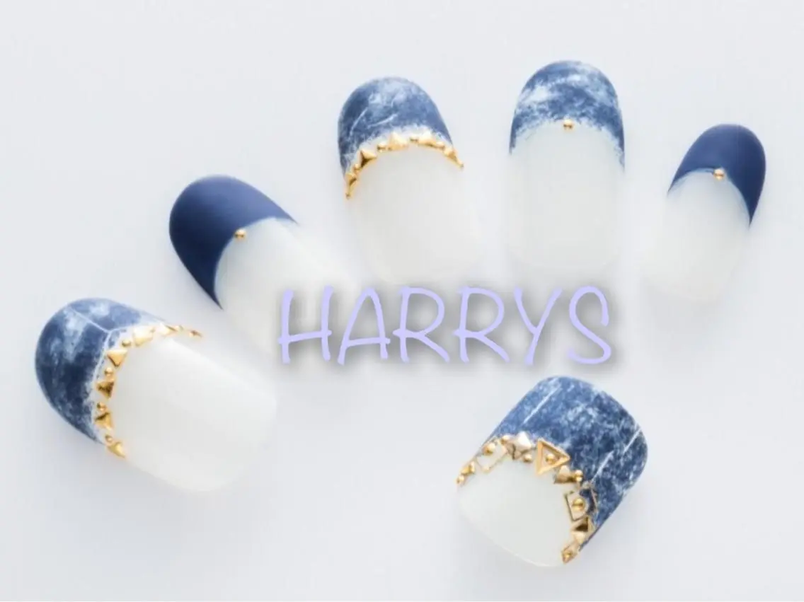 ネイル ブルー フレンチネイル ネイル・脱毛サロン HARRYSのエステ・リラクイメージ