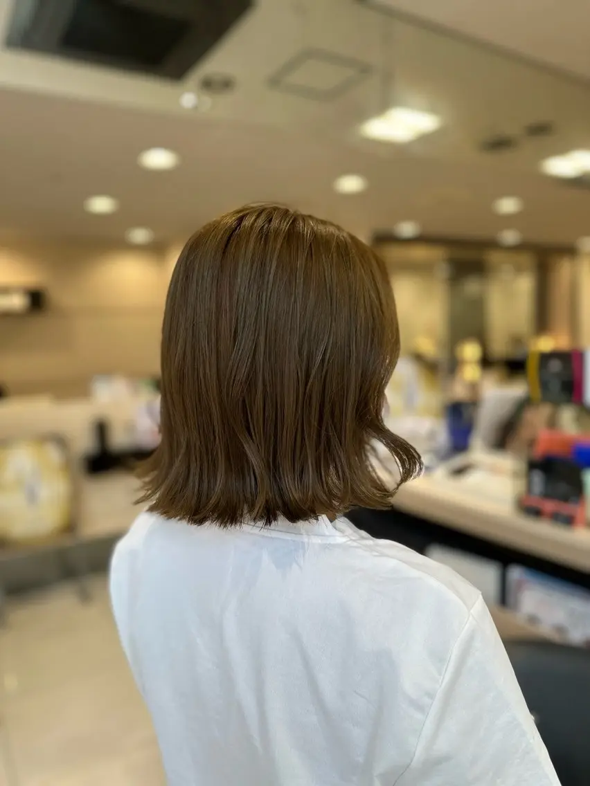 ミディアム カラー ベージュカラー オリーブベージュ クロスパーマ/うる艶 カラー/Kurumiのヘアスタイル