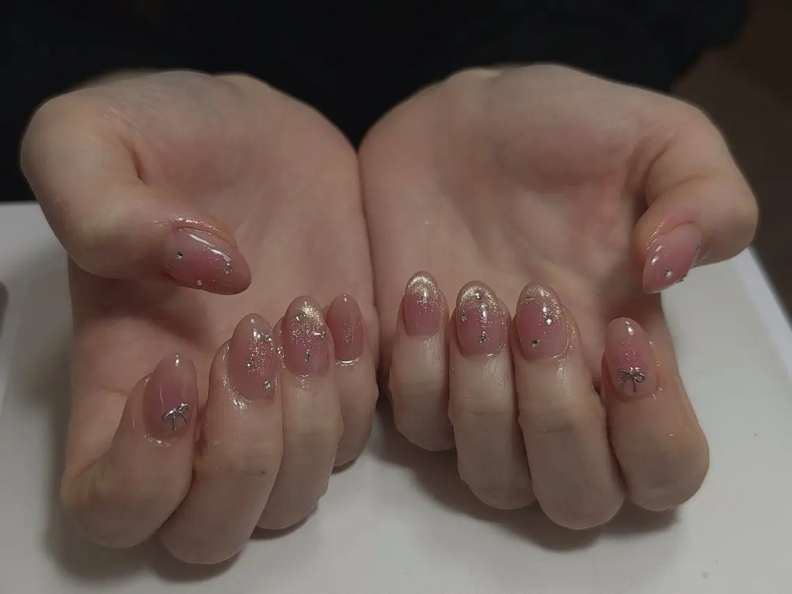 ネイル ハンドネイル NAIL CIRCLESのネイルデザイン