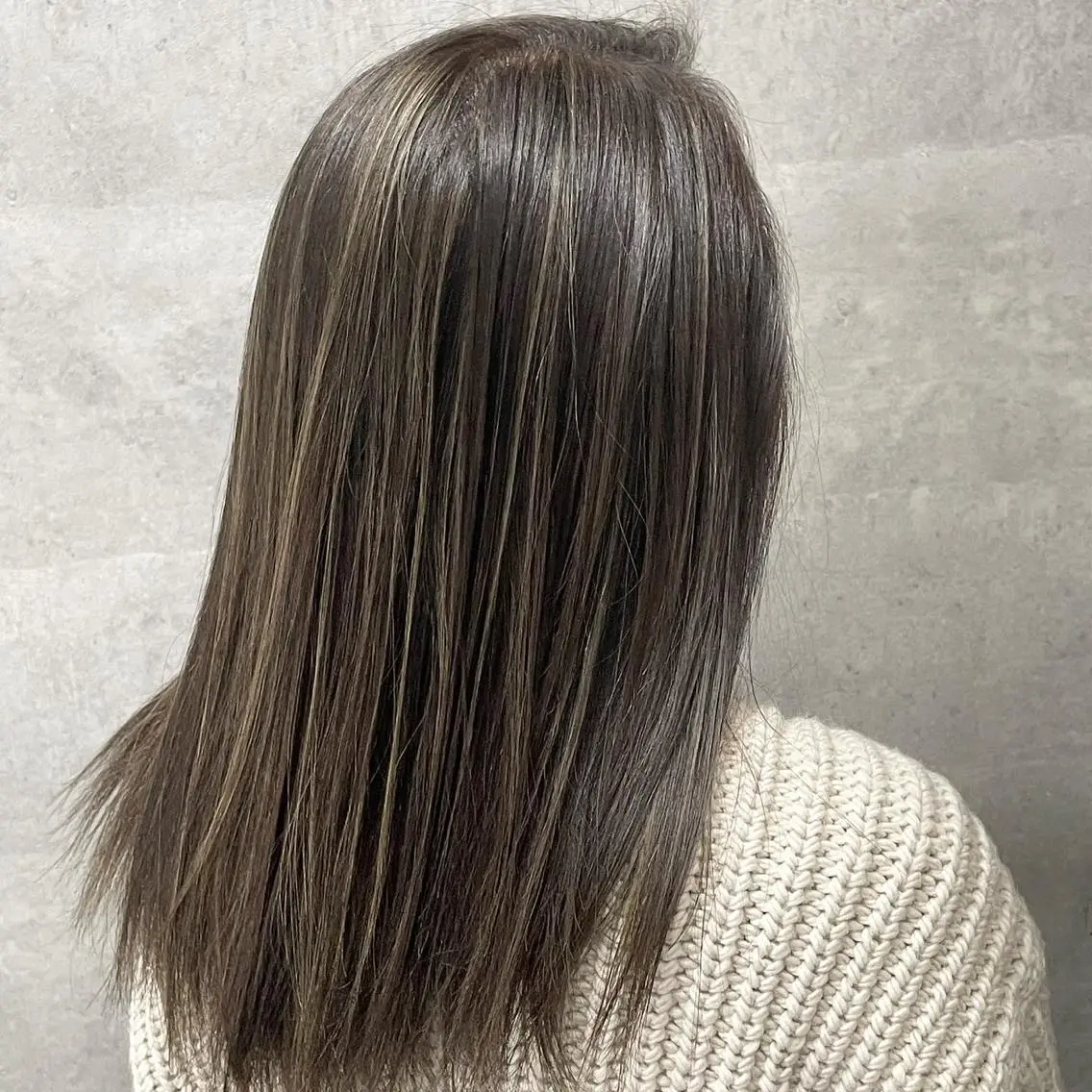 セミロング カラー グレージュ ハイライトカラー ハイライト 渋谷/フェード/ 國分 翔のヘアスタイル