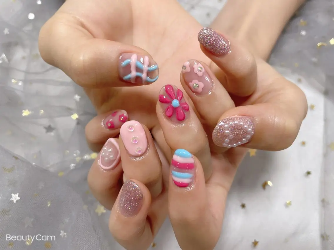 ネイル ネイルサロンエクラ 🫧Shizukaのネイルデザイン