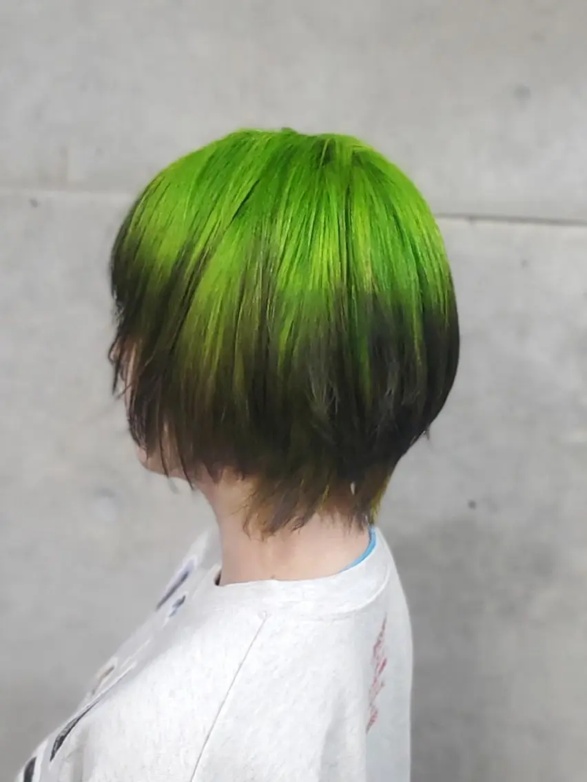Wブリーチカラー(デザインカラー)の写真