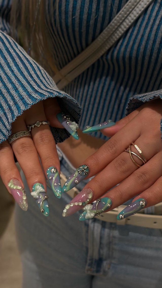 ネイル ハンドネイル 🐬Cxxu° Nail✝️のネイルデザイン