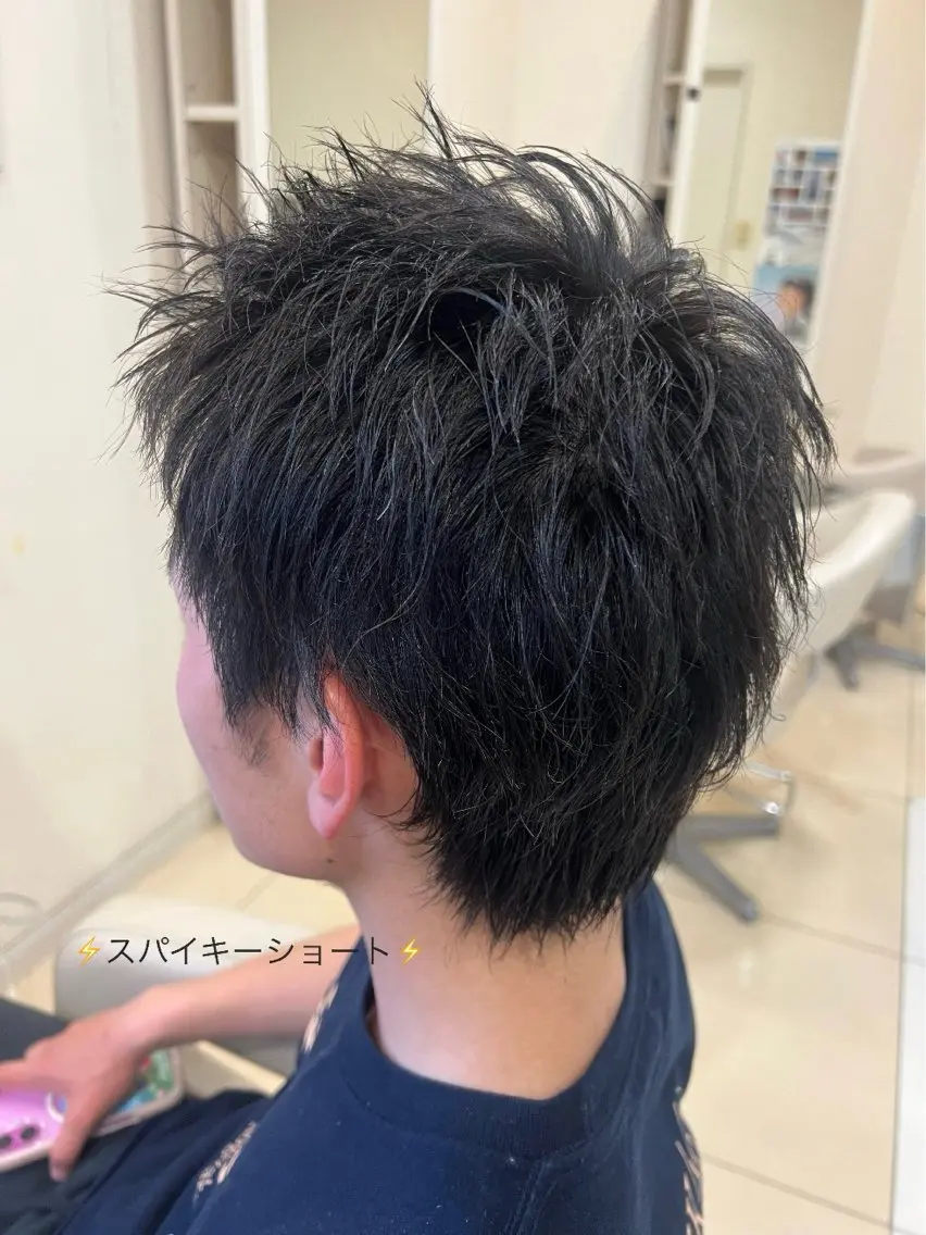 ショート メンズ LiTA 友田未来のヘアスタイル