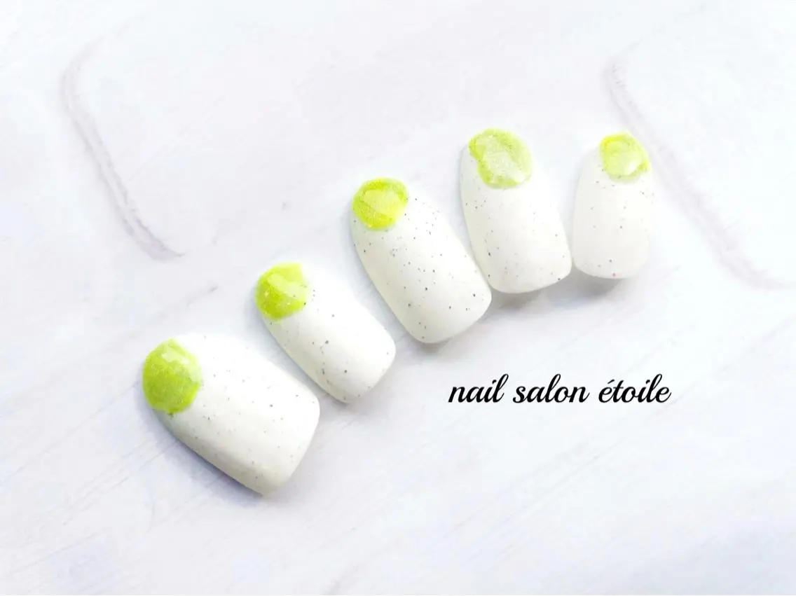 ネイル ジェルネイル マグネットネイル マットネイル ニュアンスネイル ハンドネイル nail salon étoileのネイルデザイン