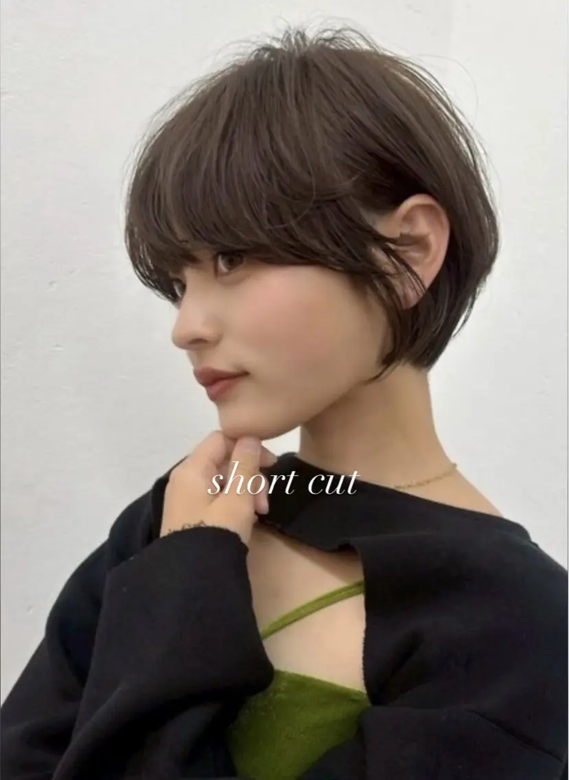 ショート くびれヘア 顔周りカット ショートヘア 小顔カット カット ヘアカラー トリートメント 透明感/レイヤー/ 縮毛矯正/ほのか🍪のヘアスタイル