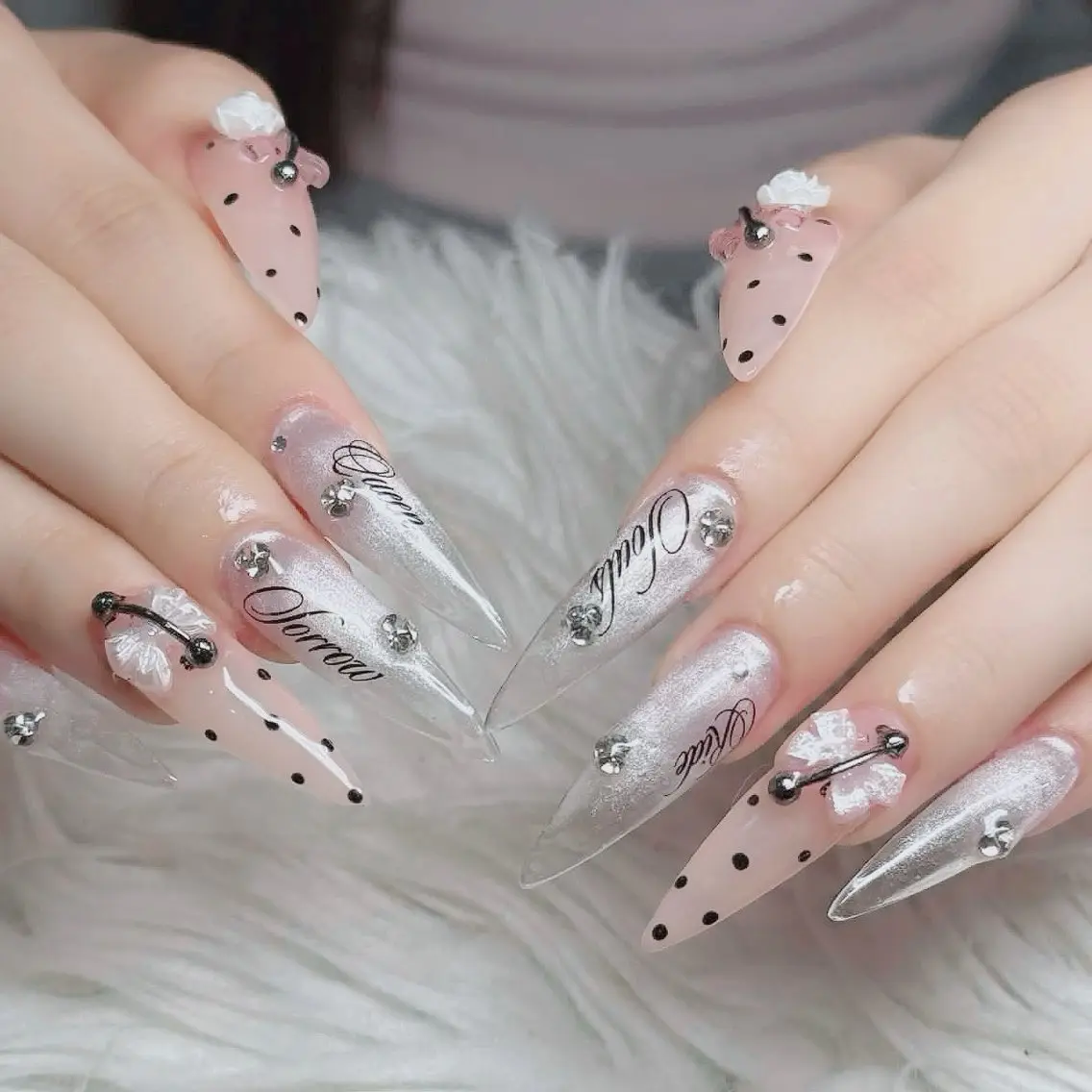 ネイル フットネイル フレンチネイル グラデーション 韓国ネイル ロングネイル ハンドネイル Hani Nail Salonのネイルデザイン