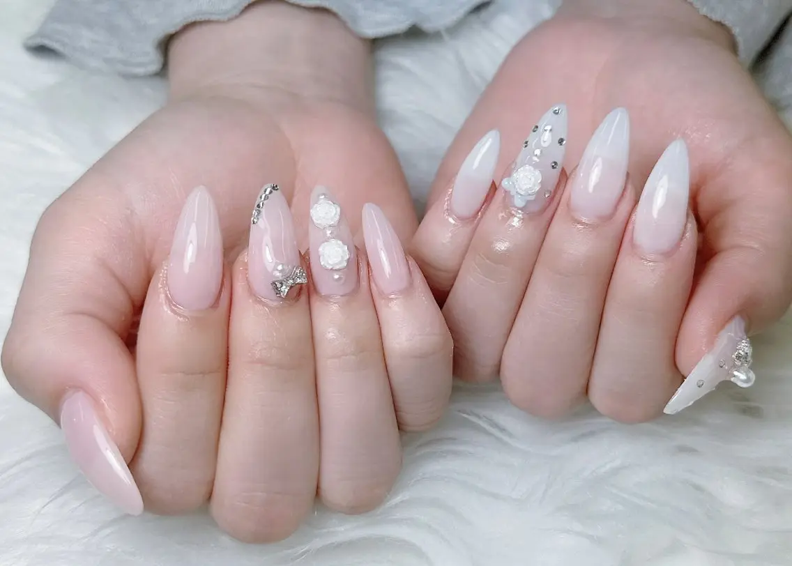 ネイル チークネイル フットネイル ジェルネイル マグネットネイル 持ち込み ハンドネイル King Nail Hanaのネイルデザイン