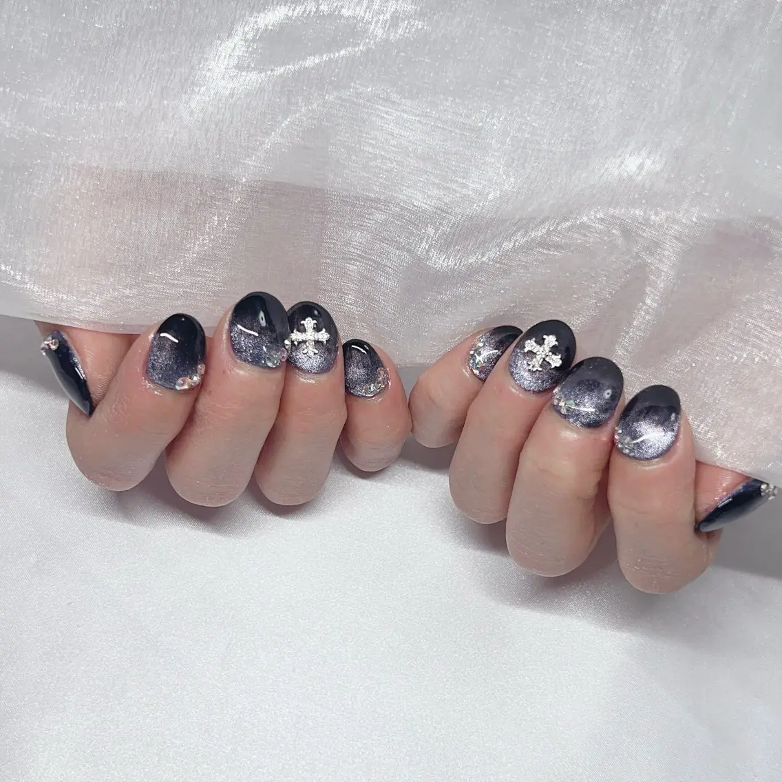 ネイル ジェルネイル 韓国ネイル ラメ(グリッター) マグネットネイル ミラーネイル ハンドネイル nail salon Rewardのネイルデザイン
