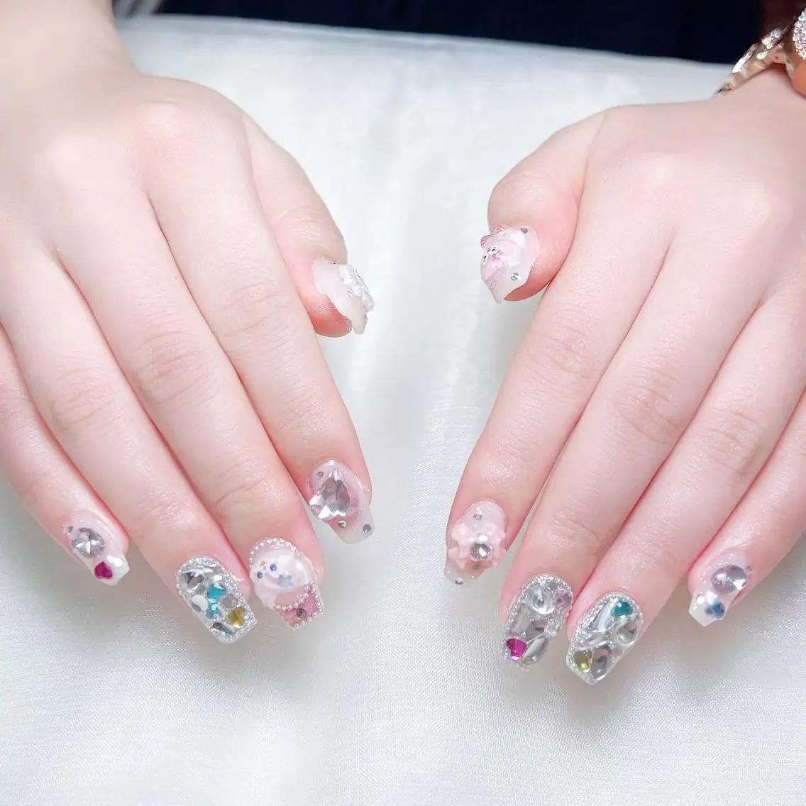 ネイル ハンドネイル NAILサロン 木にいるのネイルデザイン