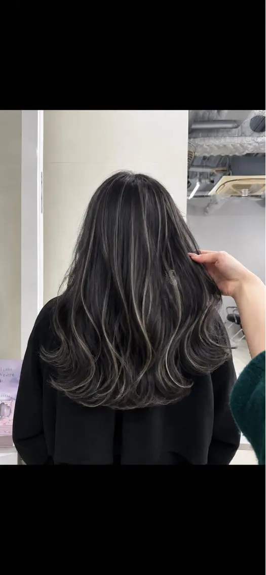 ロング カラー ハイライトモデル募集 ✨️ALIVEりんのヘアスタイル