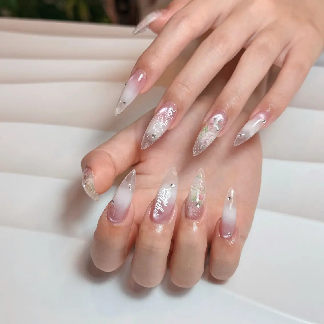 ネイル ハンドネイル The 1989 Nail Salonのネイルデザイン