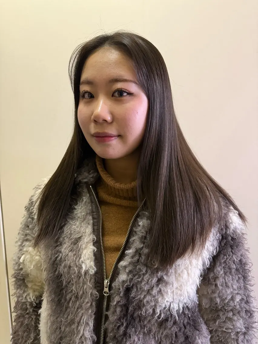 カラー ヘアカラー 寺崎 由衣のヘアスタイル