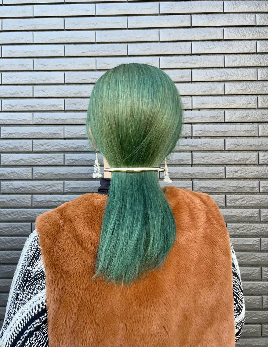 セミロング カラー ヘアカラー トリートメント Lantana 前野心結のヘアスタイル