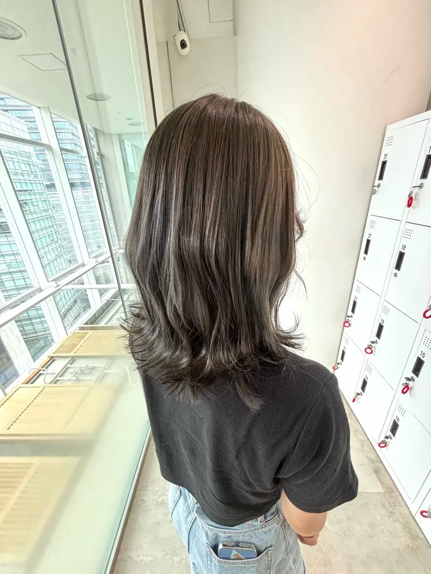 ミディアム 銀座フリーランススタ イリストMIYUKIのヘアスタイル