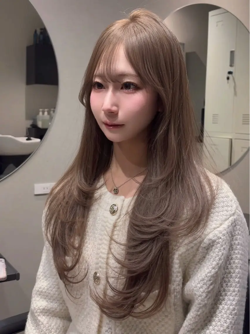 カラー ベージュカラー ブリーチ ダブルカラー ブリーチなしカラー オリーブベージュ ヘアカラー 🩵福岡ブリーチなし レイヤー/紫音🩵のヘアスタイル