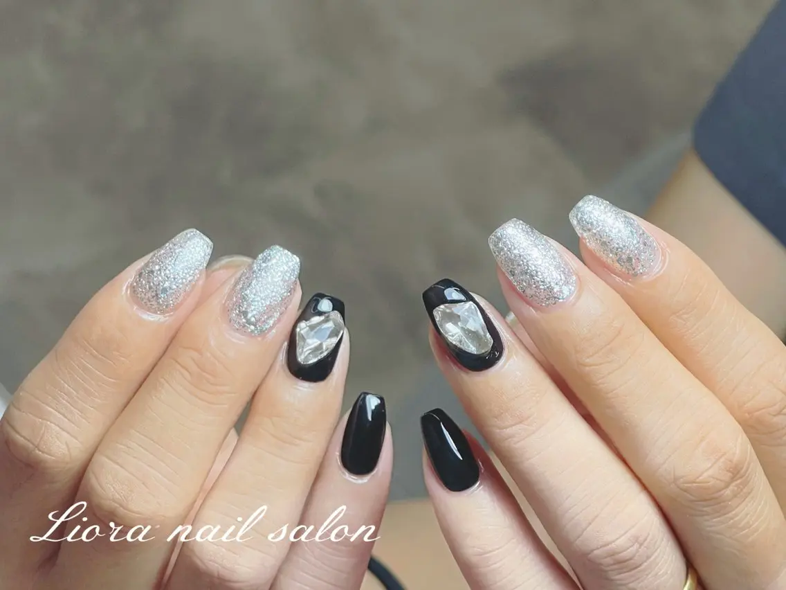 ネイル チークネイル フットネイル フレンチネイル ジェルネイル ガーリー ハンドネイル Liora nailのネイルデザイン