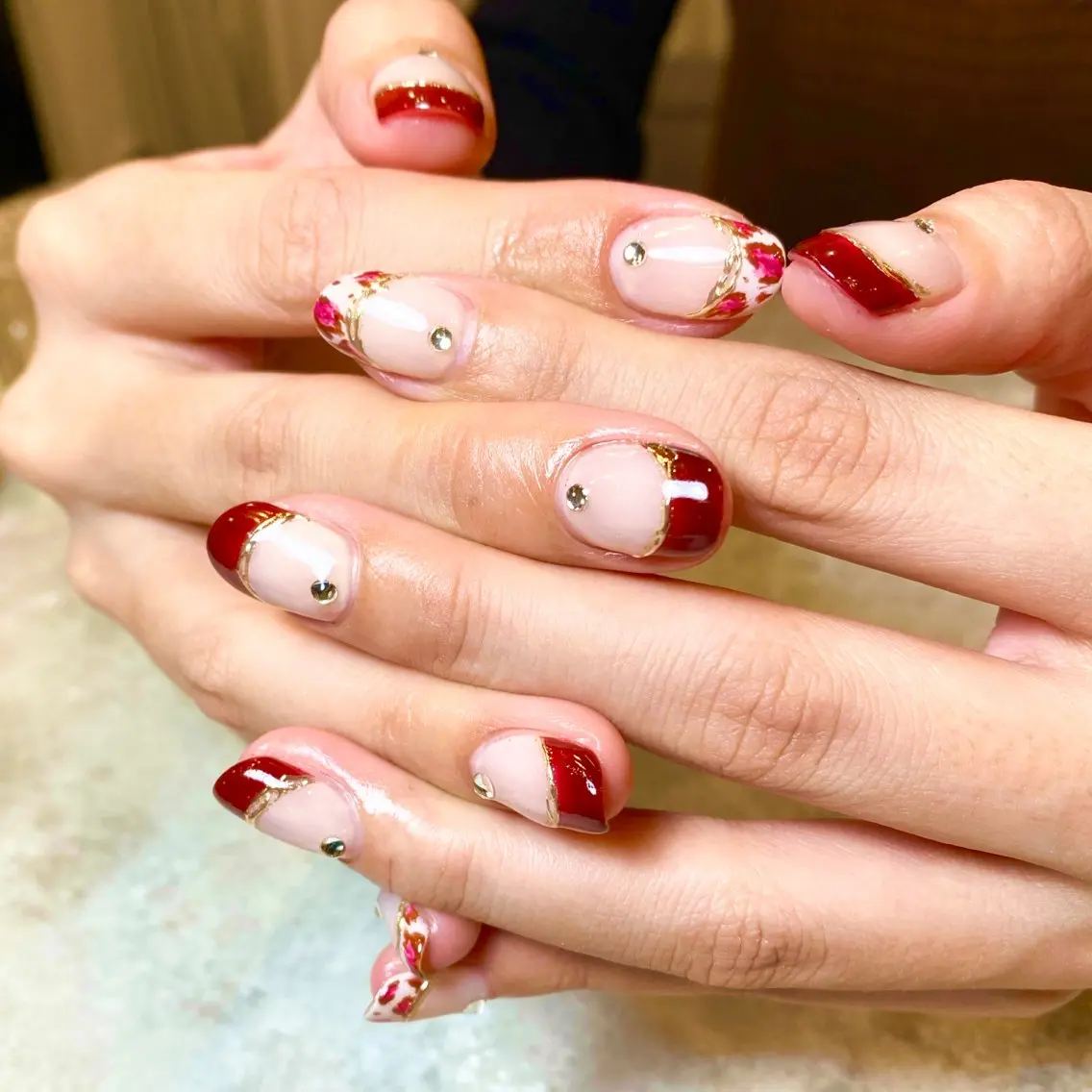 ネイル アニマル柄 フレンチネイル ハンドネイル Narumi nailのネイルデザイン